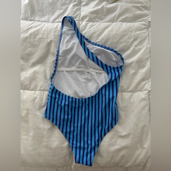 COPY - One Shoulder Stripe Print One Piece Swimsuit - Picture 2 of 2